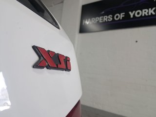 /photos/13275/f953983a-636a-42d9-94cf-d76a75924e81_i320x240.jpg